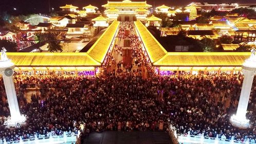 五一假期湖北文旅市場(chǎng)強(qiáng)勁復(fù)蘇 接待游客3806.6萬(wàn)人次 旅游總收入177.9億元